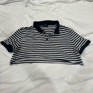 Black and white cropped polo